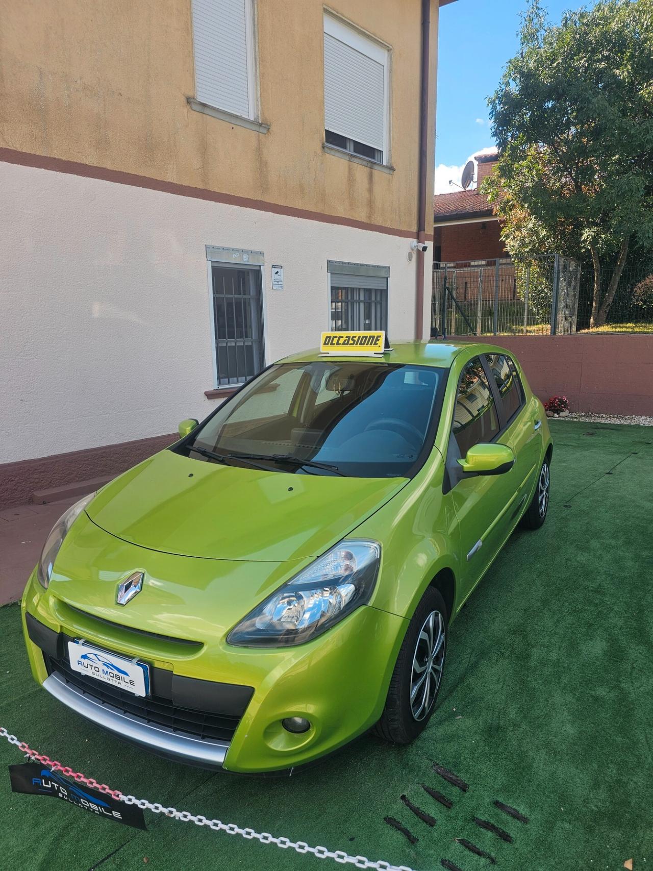 Renault Clio 1.2 16V 5 porte Luxe