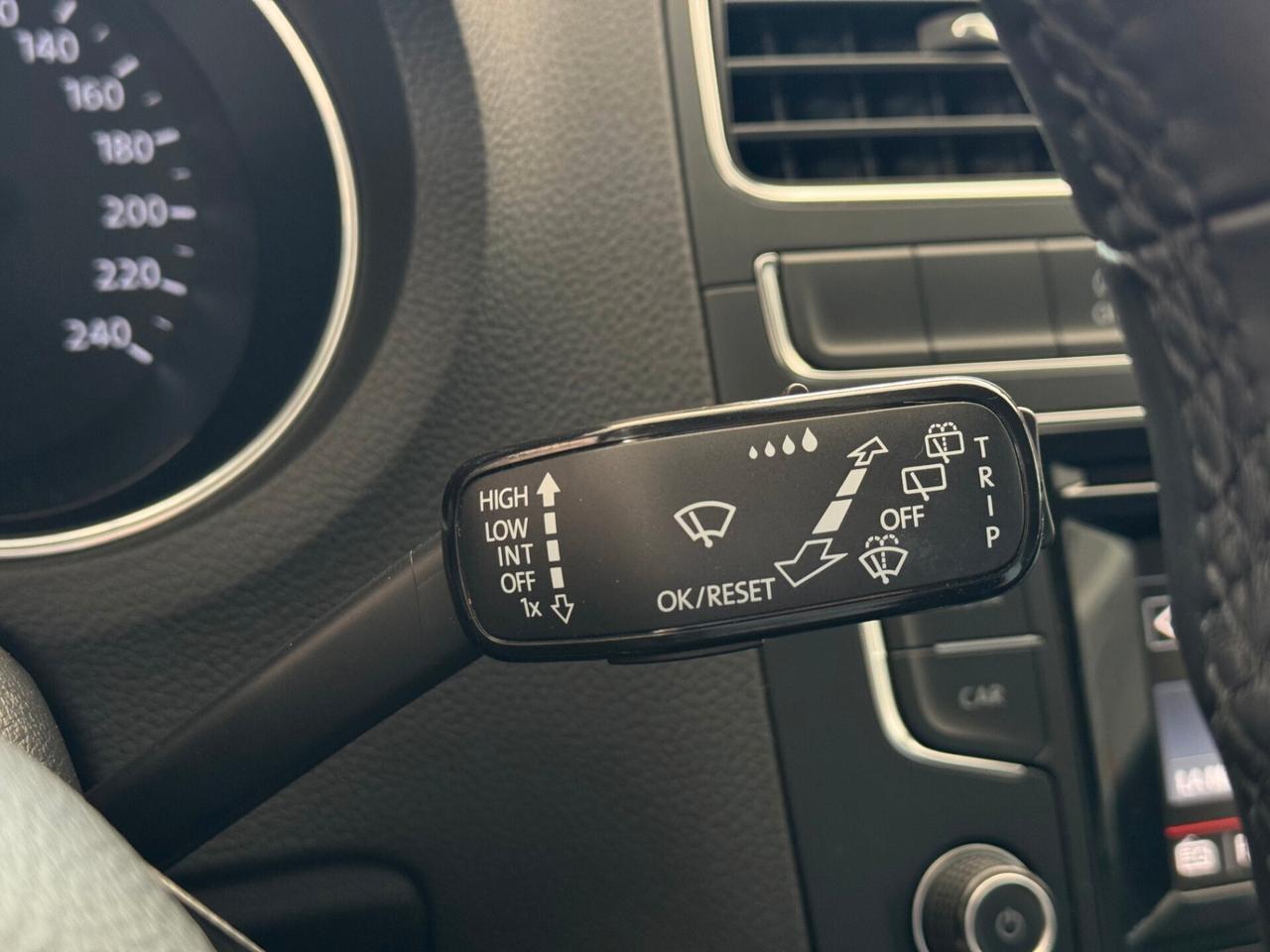 VOLKSWAGEN POLO 1.4cc 75CV TDI NEOPATENTATI