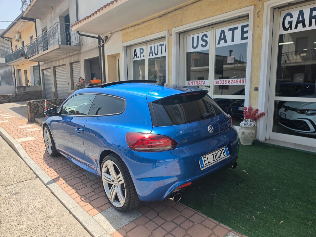 Volkswagen Scirocco R 2.0 TSI 265CV