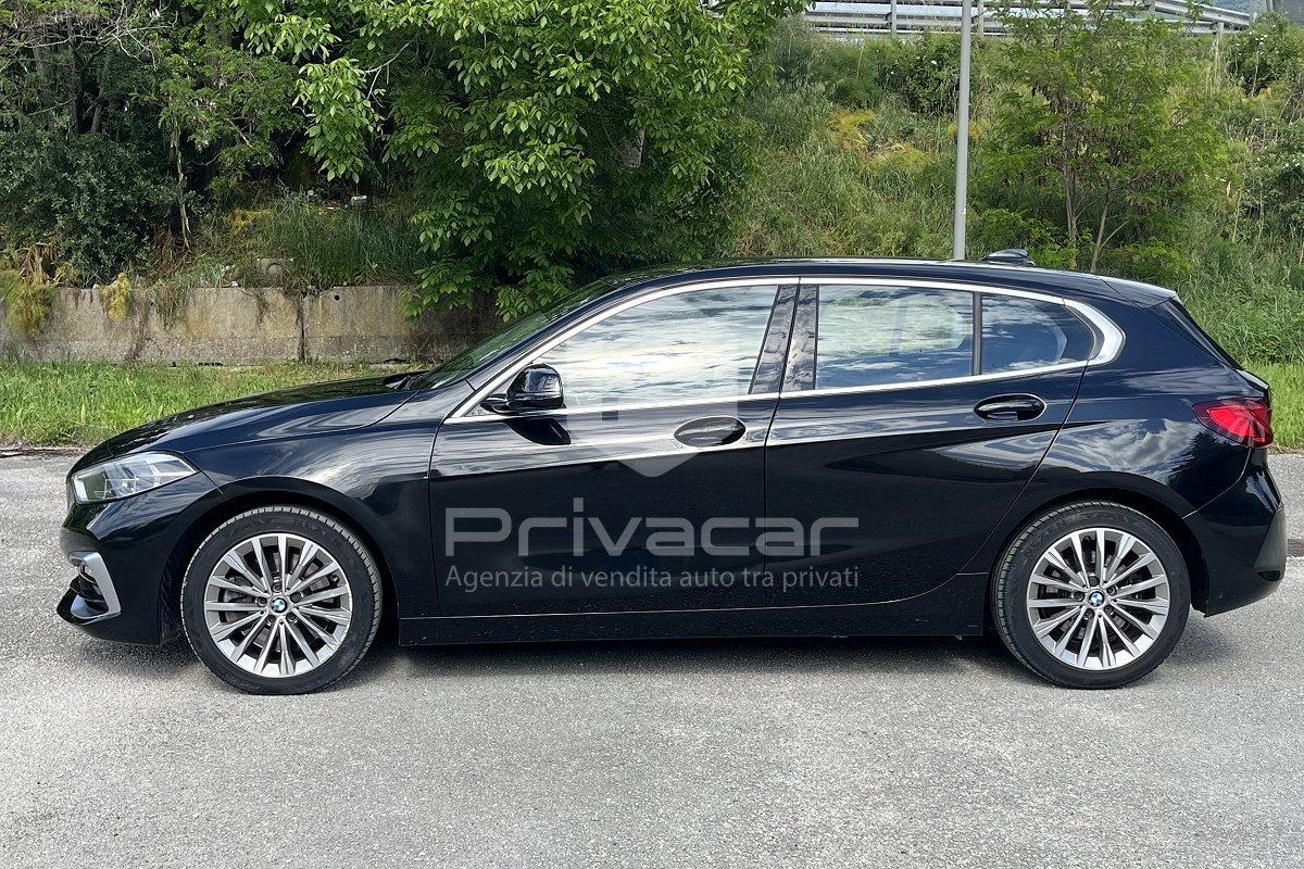 BMW 120d xDrive 5p. Luxury