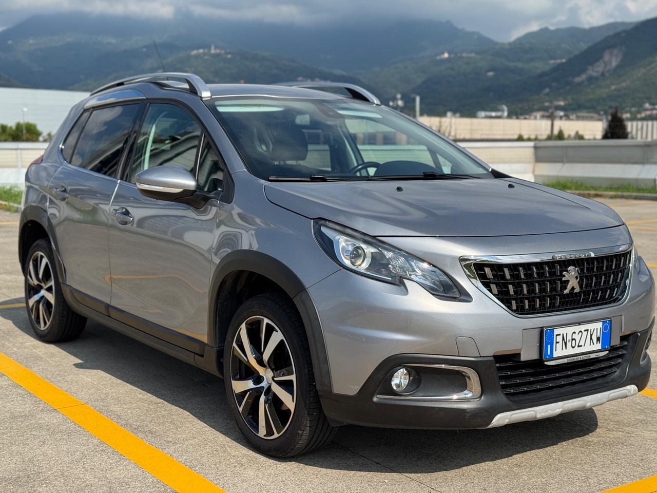 Peugeot 2008 PureTech Turbo 110 S&S Black Matt OK NEOPATENTATI