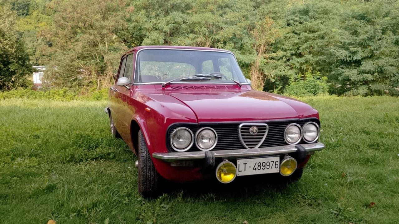Alfa Romeo Giulia Nuova Super 1300 - 1974