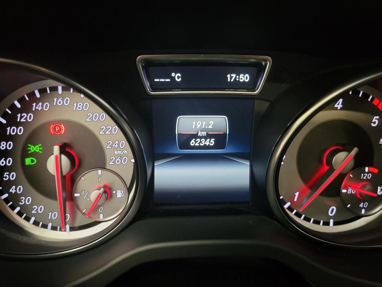 Mercedes-benz GLA 180 d Sport TETTO APRIBILE!! PREZZO REALE!!