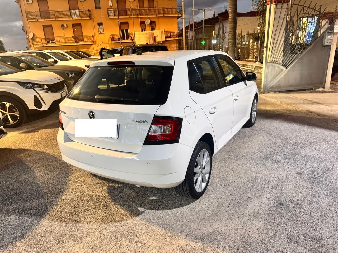Skoda Fabia 1.0 MPI 75 CV Design Edition