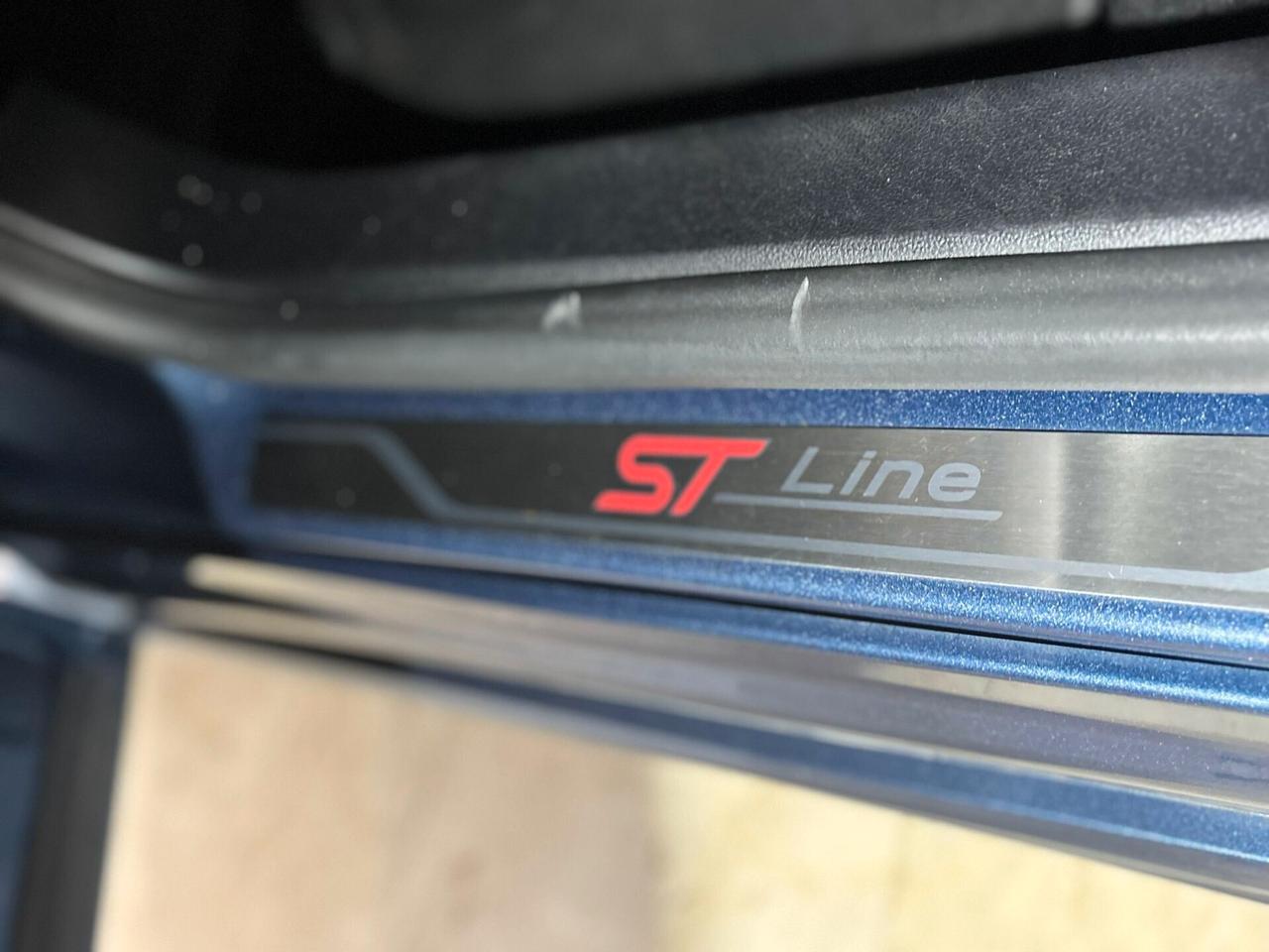 Ford Focus ST- Line 1.5 Diesel 120 CV AUTOMATICO 5 porte -NAVIGATORE