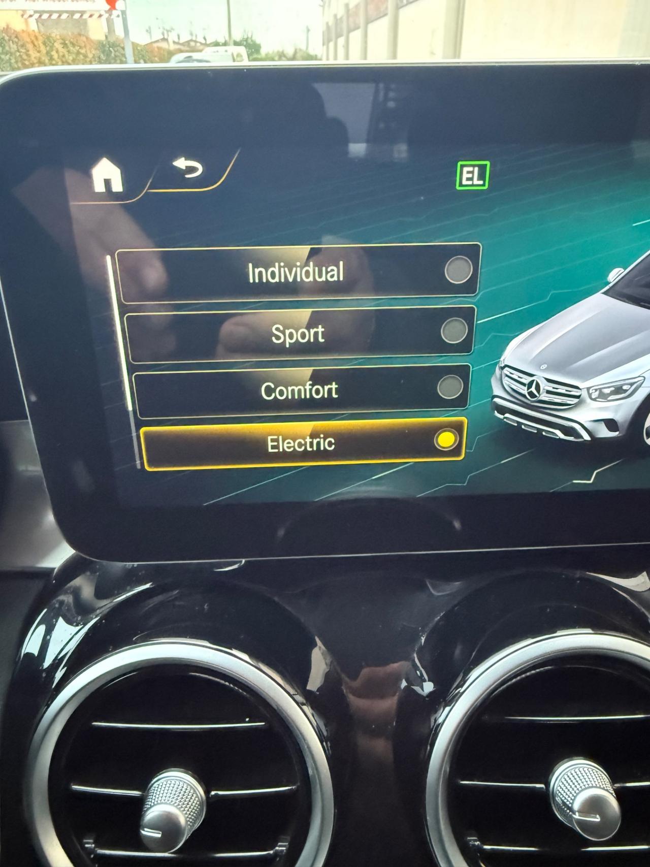 Mercedes-benz GLC 300 de 4Matic Plug-in hybrid Sport