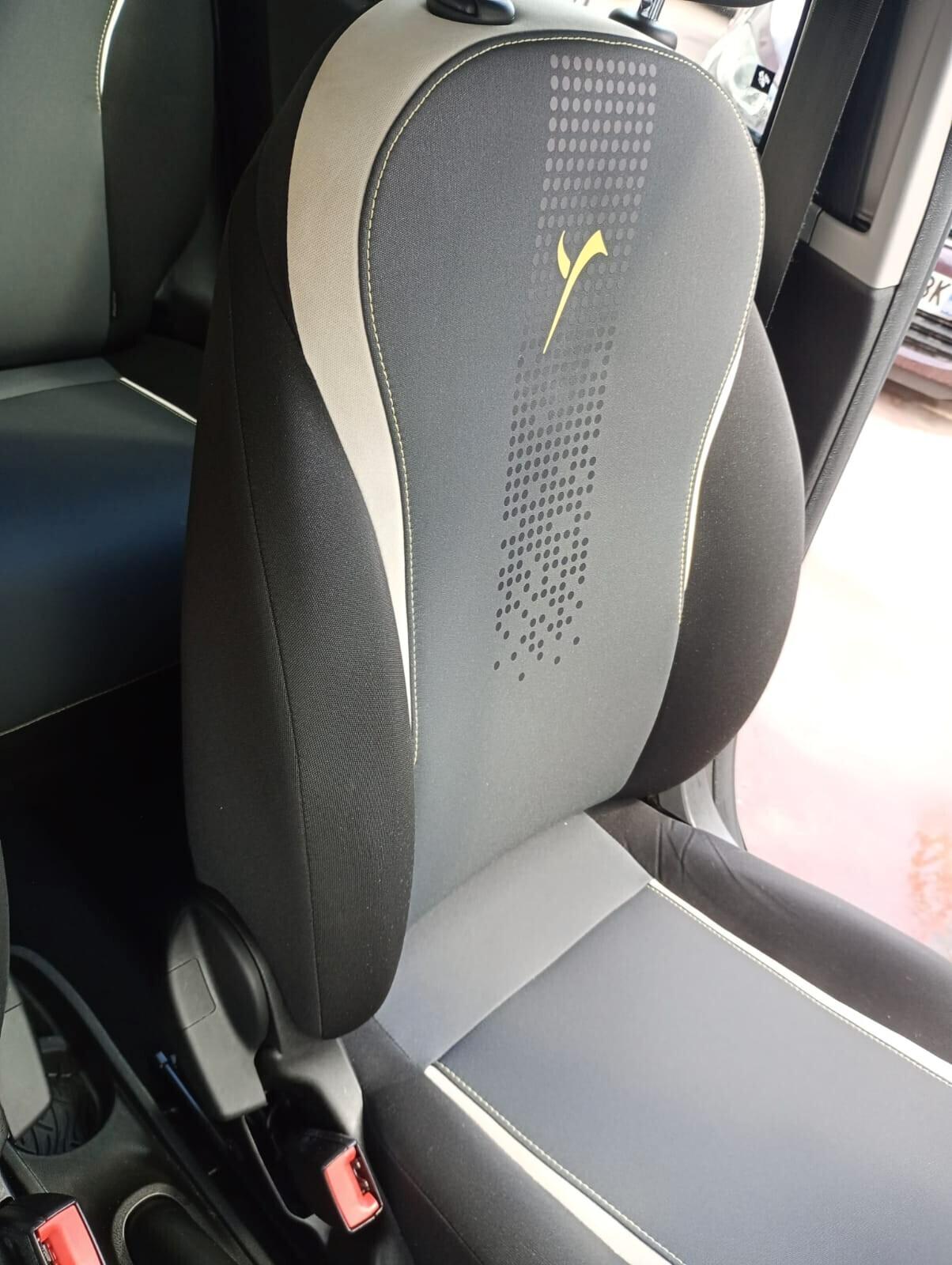 Lancia Ypsilon 1.2 69 CV 5 porte Elefantino