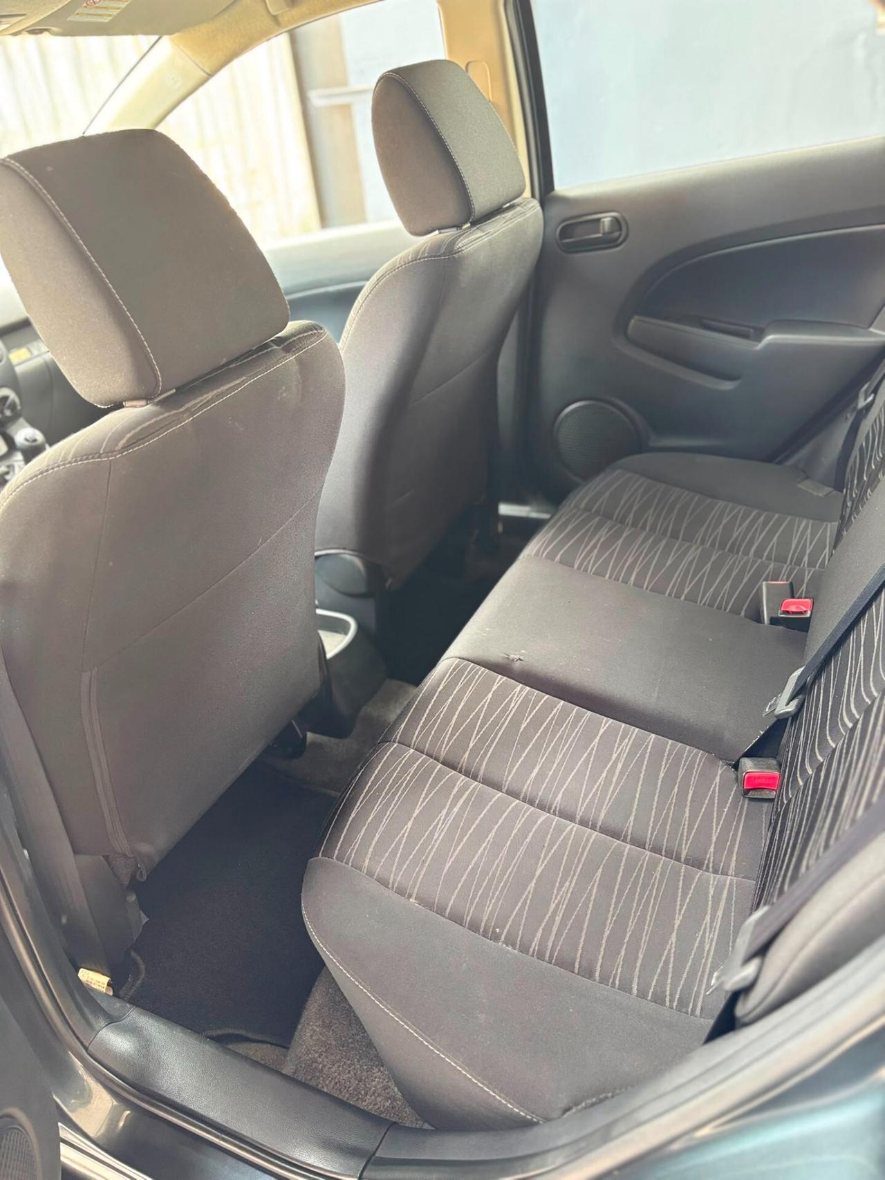 Mazda 2 1.3 16V 75CV