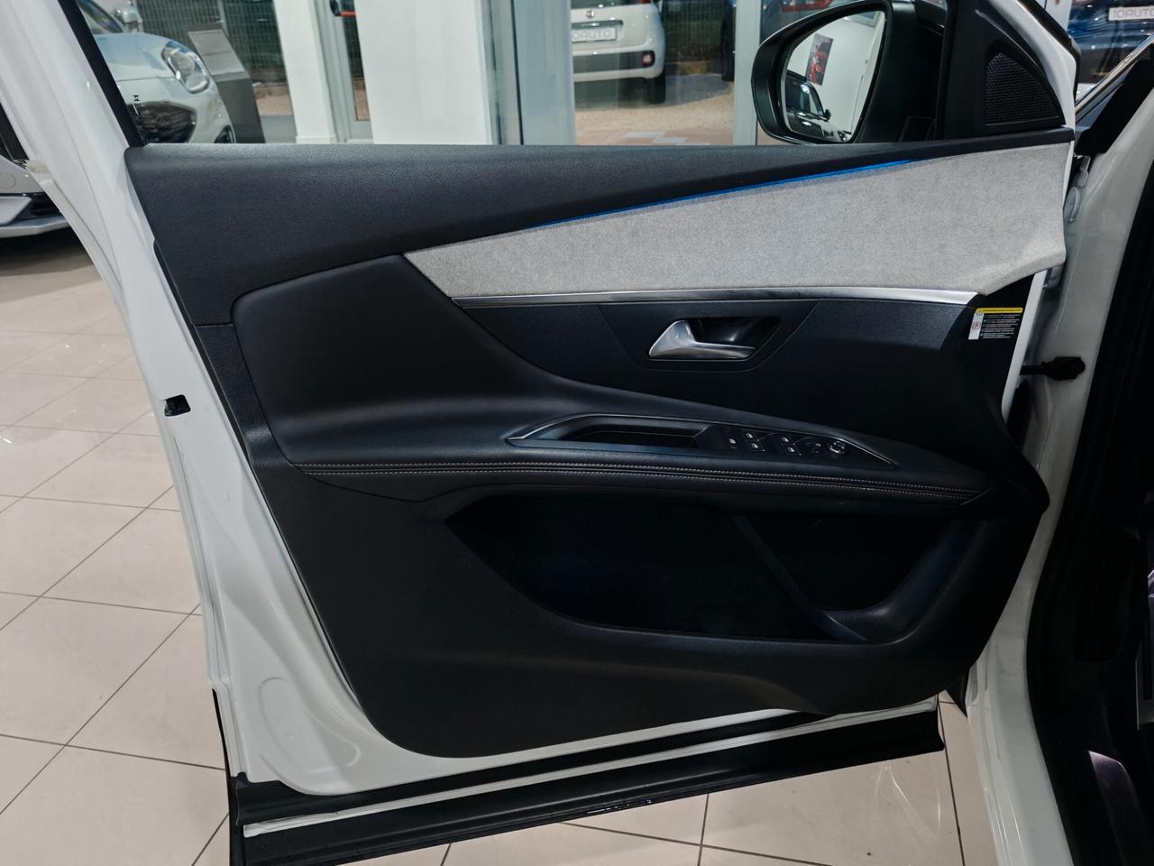 Peugeot 3008 BlueHDi 130cv GT Auto/TETTO 2023