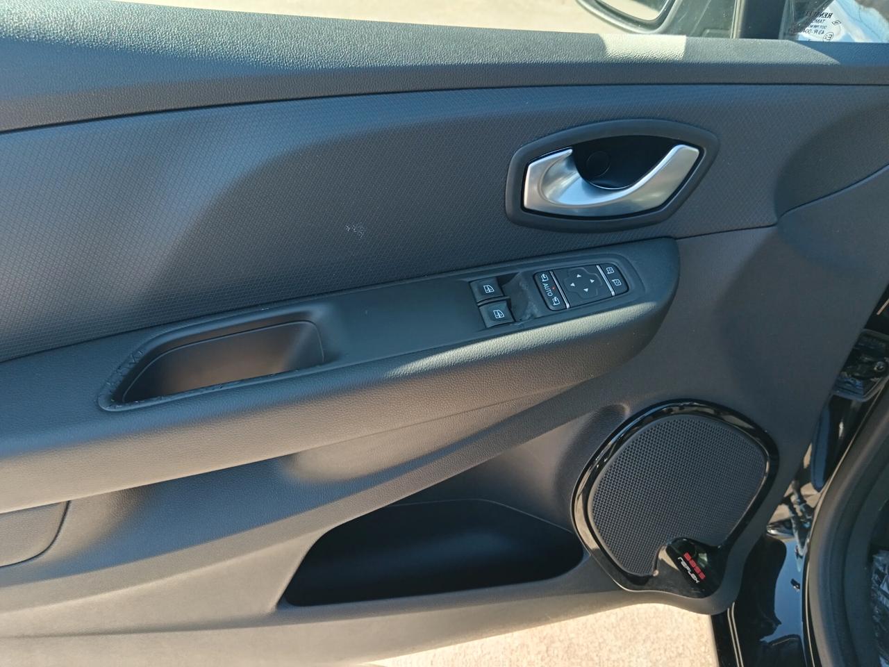 Renault Clio dCi 8V 90CV EDC Start&Stop 5 porte Energy Intens