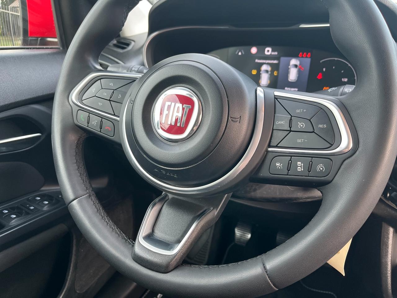 Fiat Tipo 1.6 Mjt 5 porte Cross 130 cv
