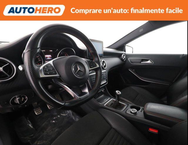 MERCEDES-BENZ A 200 d Premium