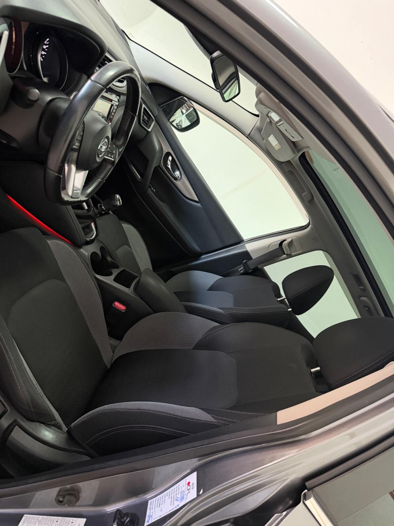 Nissan Qashqai 1.5 dCi N-Connecta