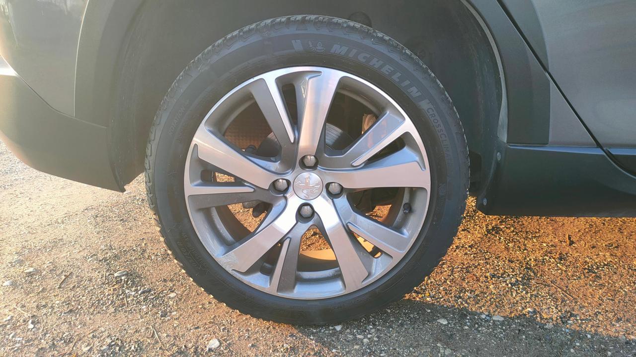 Peugeot 2008 2008 1.2 Turbo Allure 130cv my19