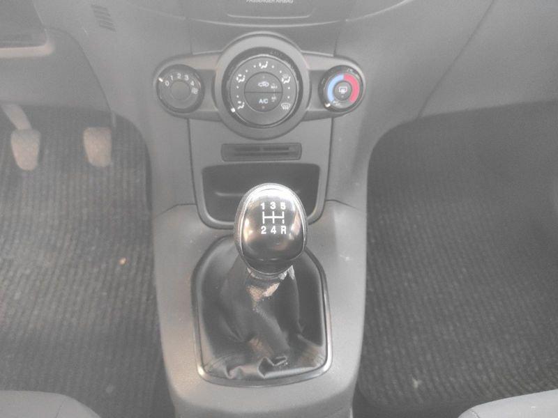 Ford Fiesta 5p 1.4 Titanium Gpl 95cv E6