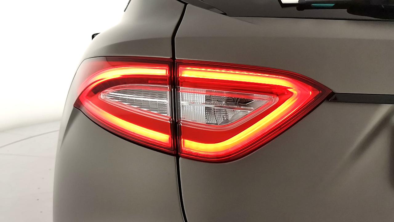 MASERATI Levante - Levante 3.0 V6 275cv auto