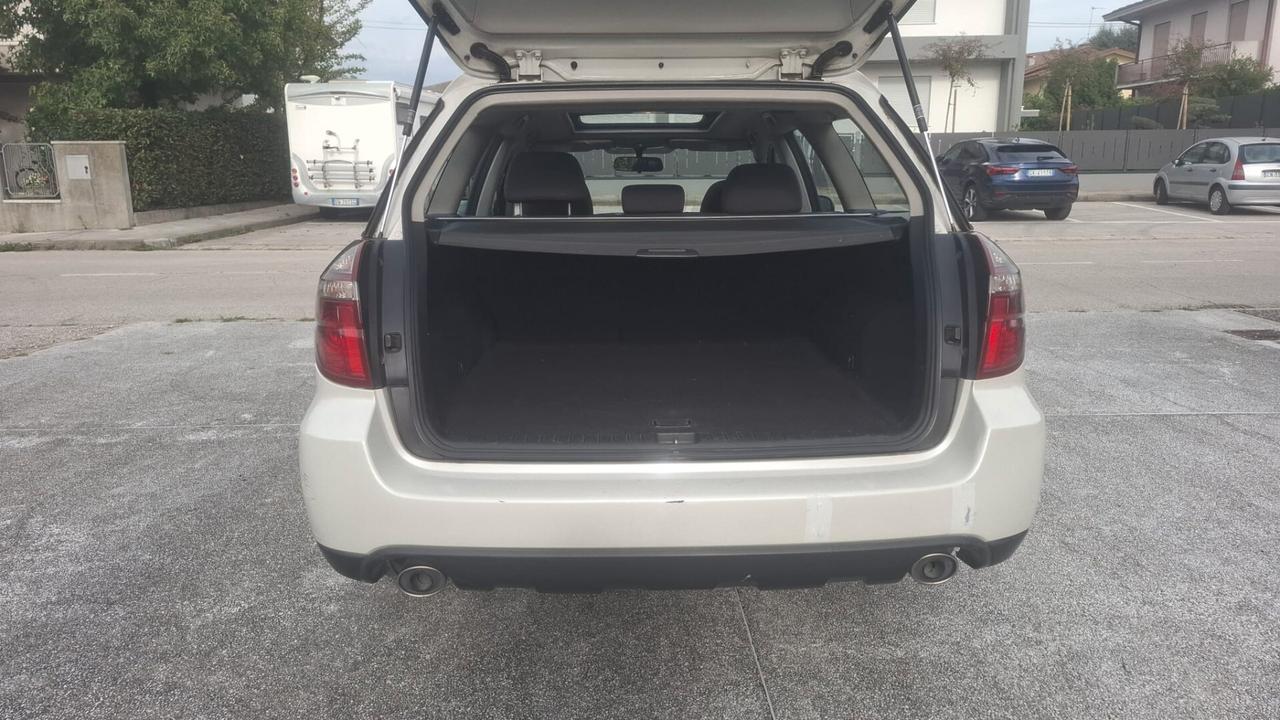 Subaru OUTBACK 2.0D 16V CM