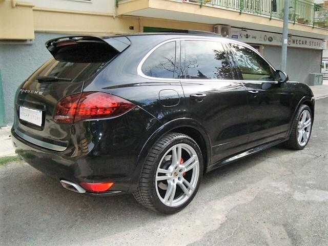 Porsche Cayenne 3.0 Diesel cert Porsche Service
