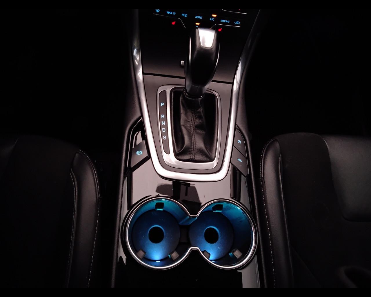 FORD Galaxy III 2015 - Galaxy 2.0 tdci Titanium s&s 180cv powersh