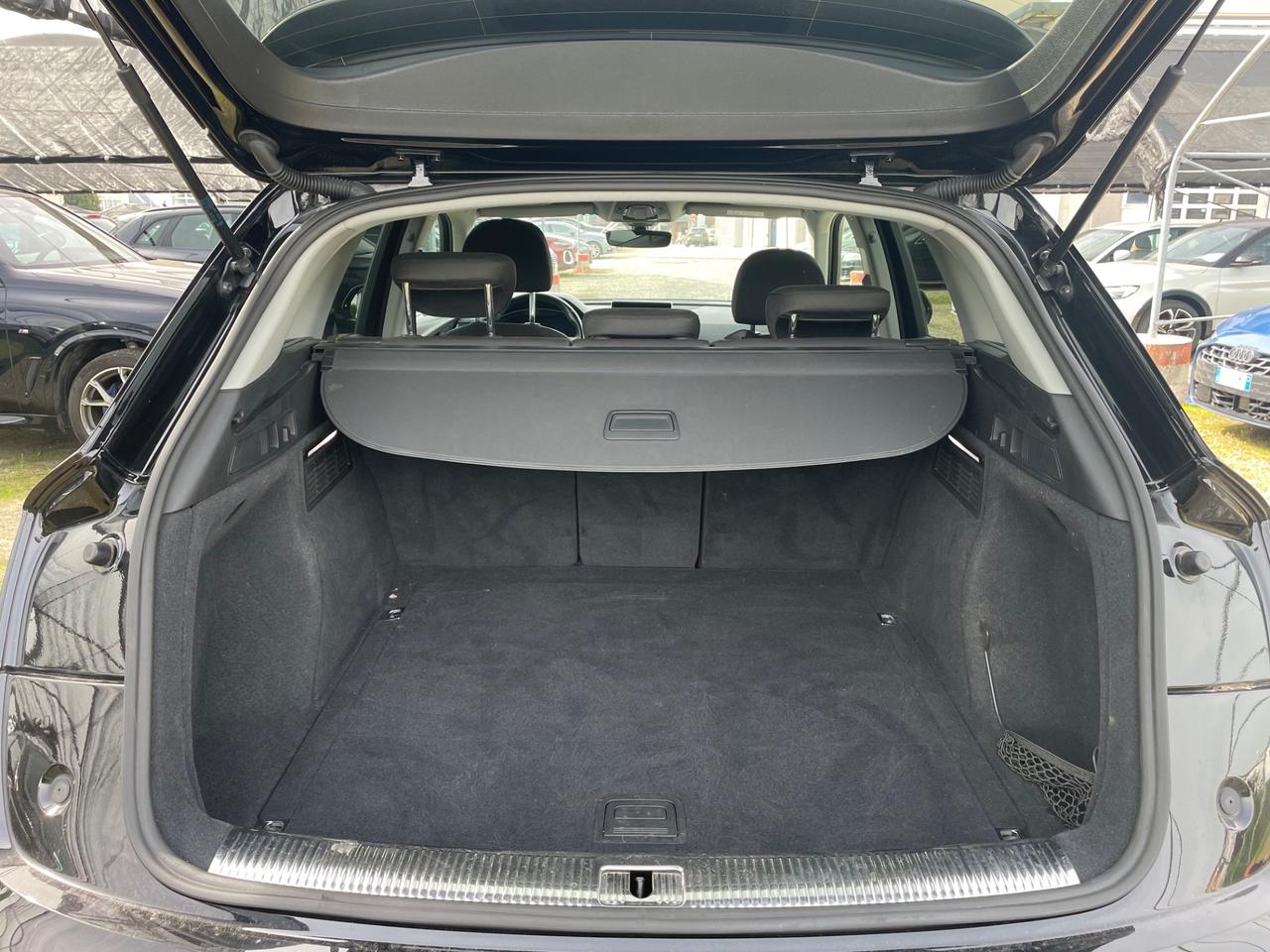Audi Q5 40 TDI quattro S tronic Design/GARANZIA