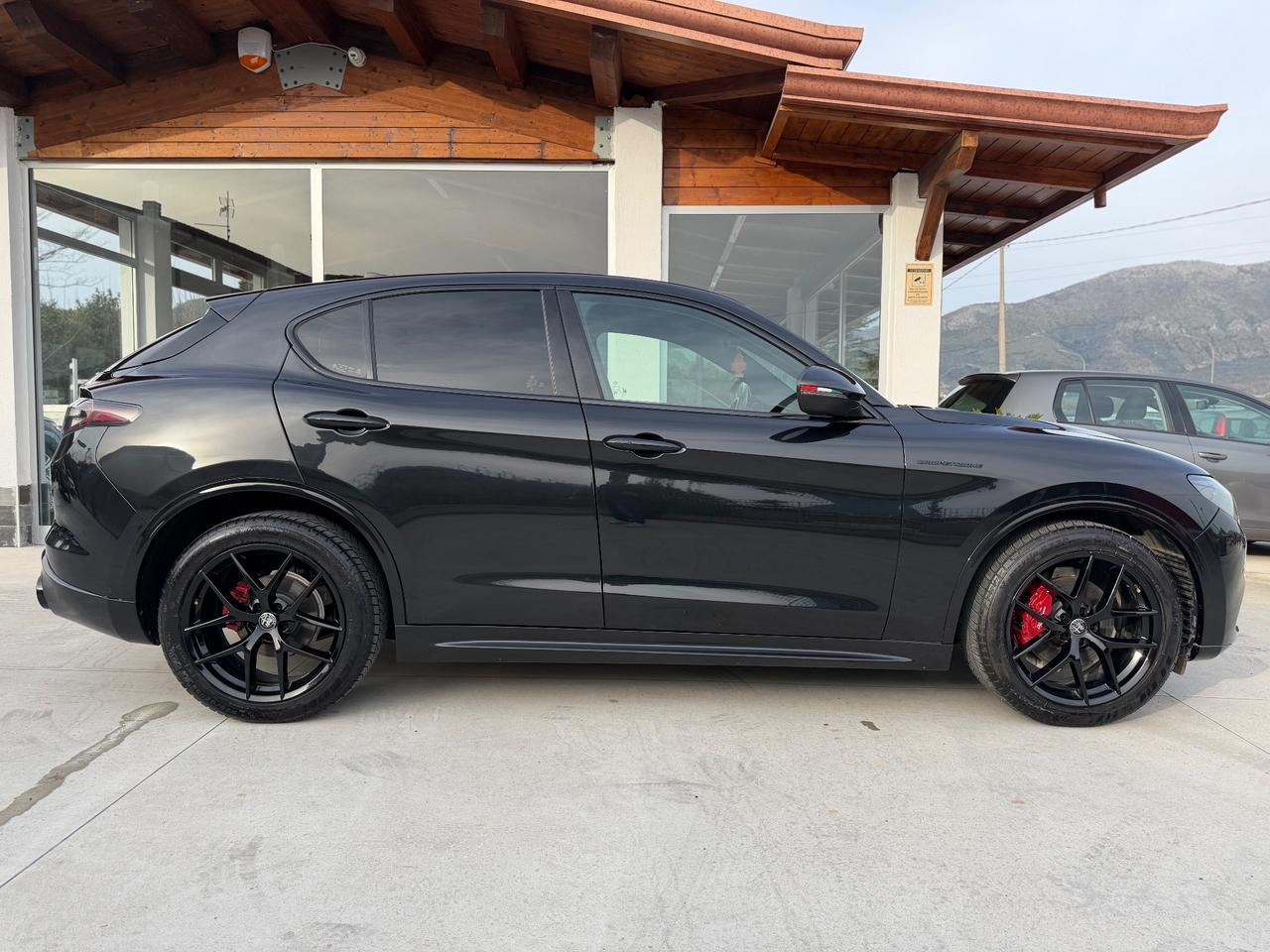 Alfa Romeo Stelvio 2.2 160 CV COMPETIZIONE
