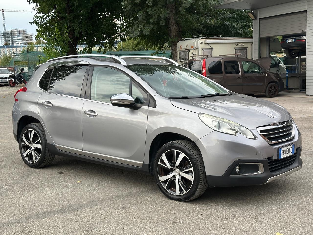 Peugeot 2008 PureTech Turbo 110 S&S Black Matt