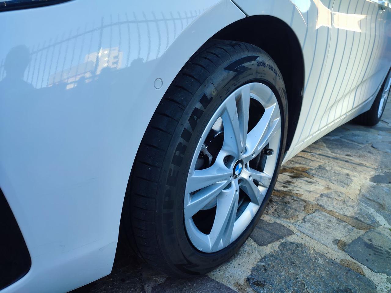 Bmw 218 Active Tourer Business Aut. #8111