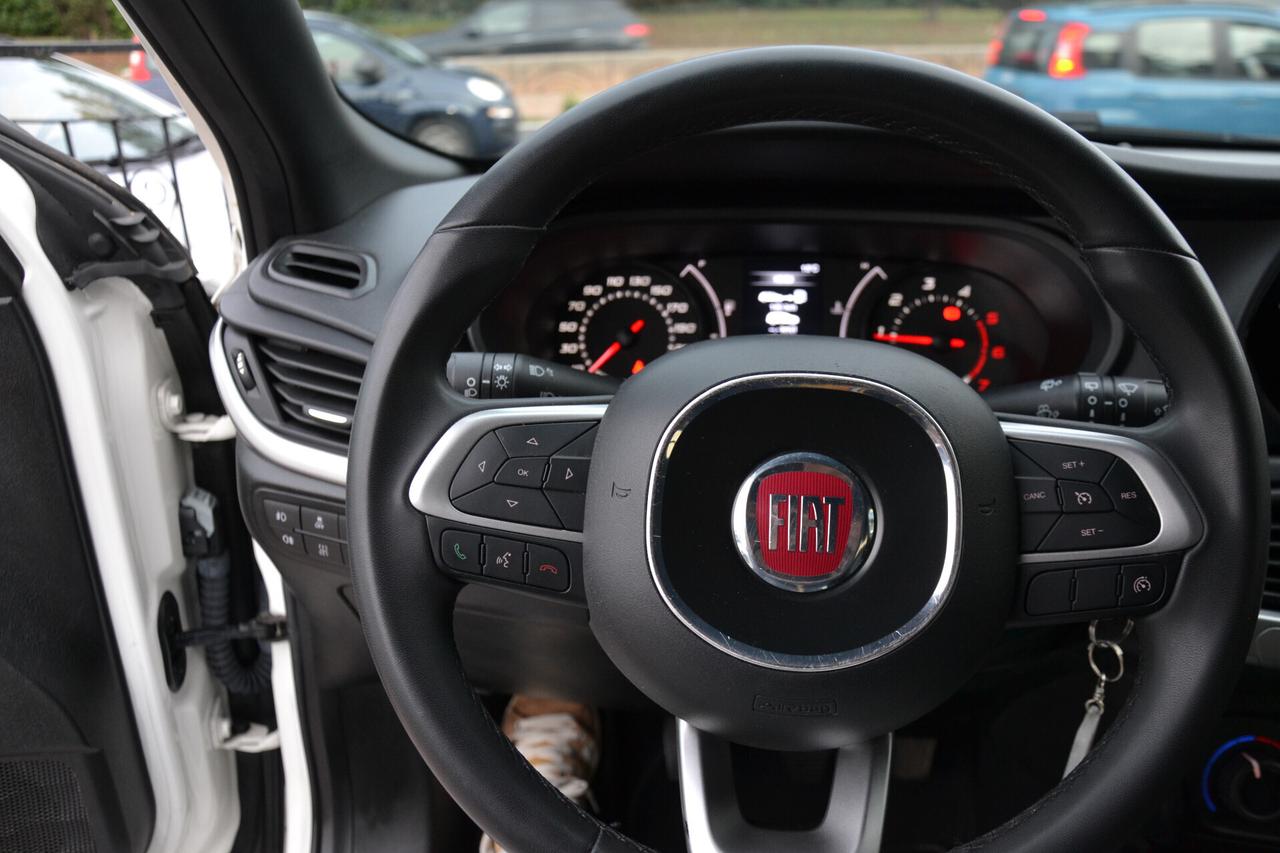 Fiat Tipo 1.3 MJT 95CV STREET NAVI+PDC+CRUISE+TEL+PACK BLACK