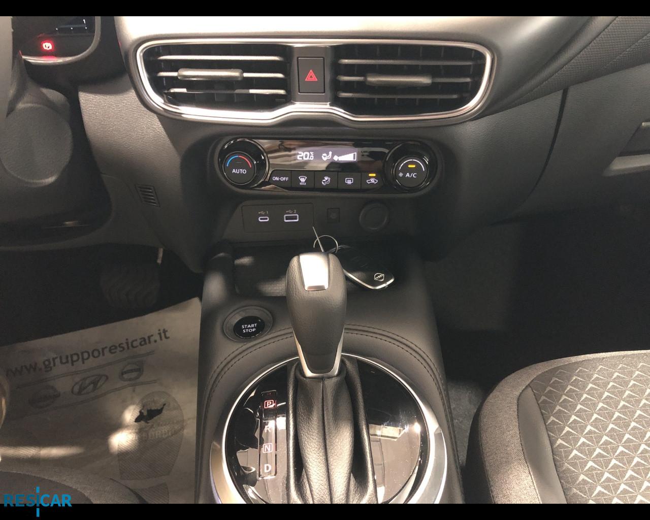 NISSAN JUKE N-CONNECTA AMT