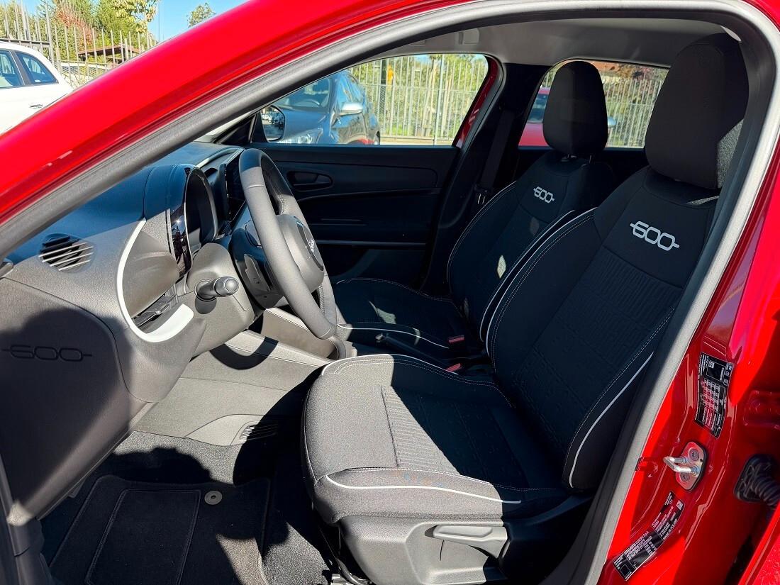 Fiat 600 Hybrid 100 CV DCT MHEV