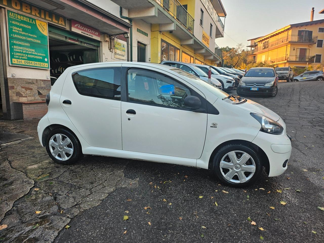 Toyota Aygo 1.0 12V VVT-i 5 porte 66.000km 2012