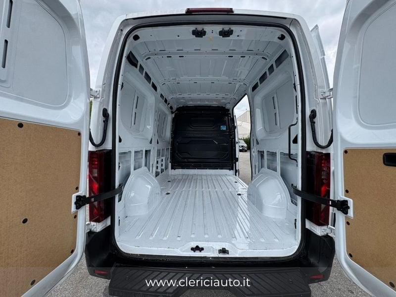 Nissan Interstar SC H2L2P2 35QLI 130CV E6E M