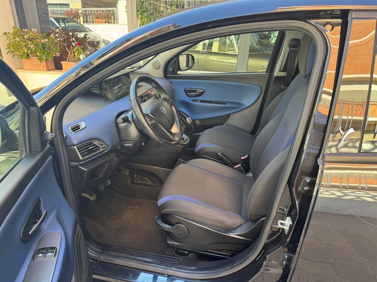 LANCIA Ypsilon 1.3 MJT 16V 95CV S&S Silver