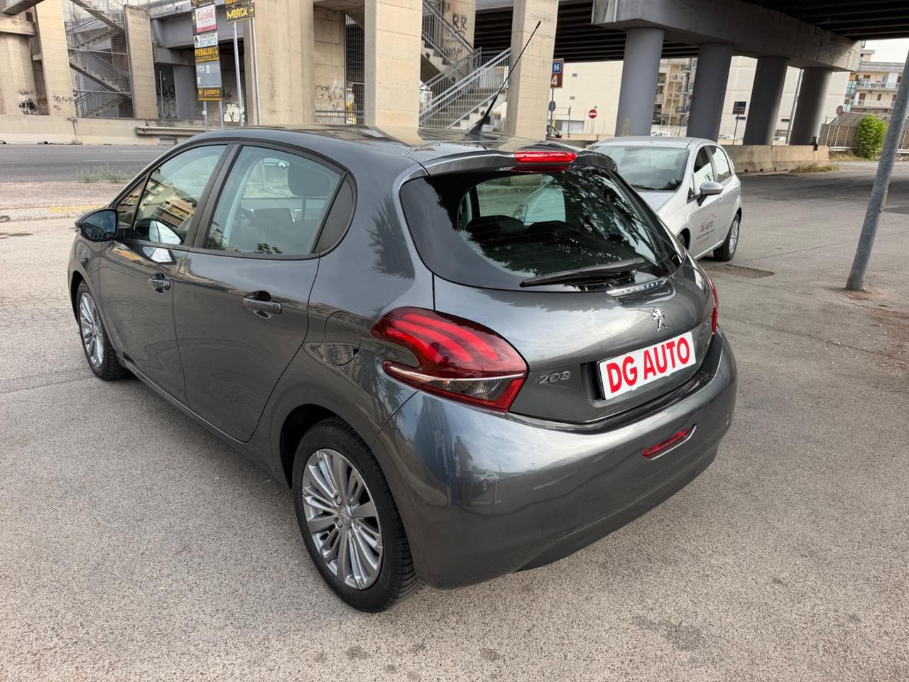 Peugeot 208 Allure 1.6 Diesel 75 cv 2016