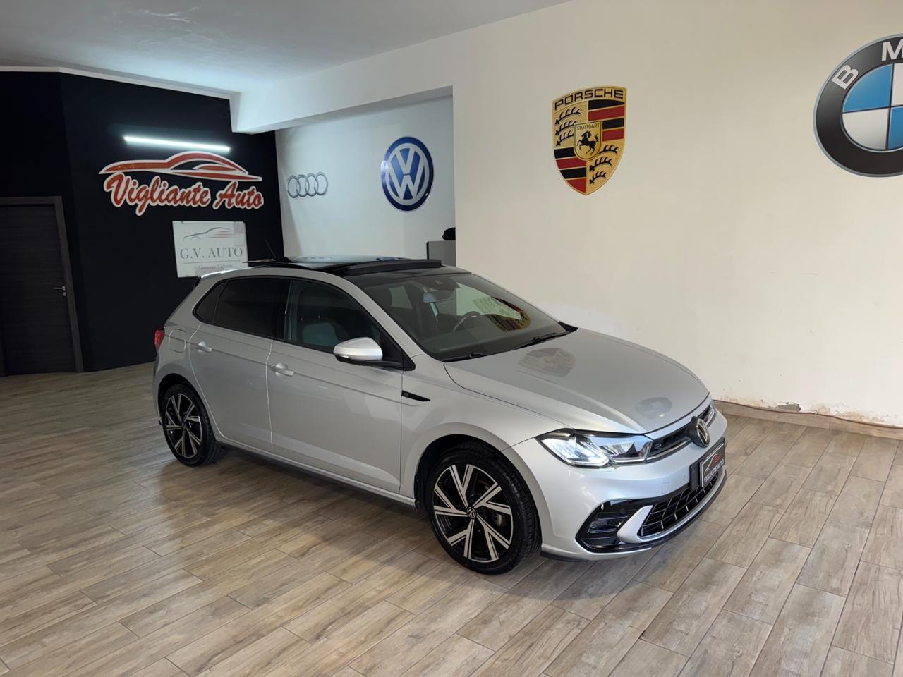 Volkswagen Polo 1.0 TSI DSG R-Line