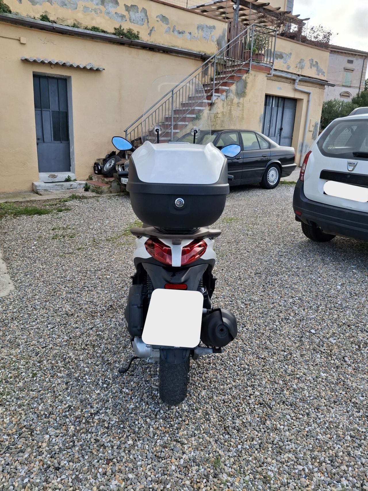 Piaggio Medley 125