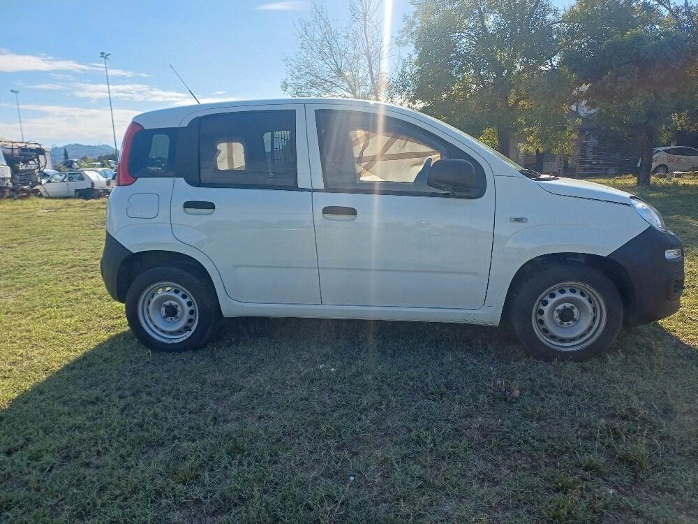 Fiat Panda 1.0 Hybrid Pop Van 2 posti Incidentata