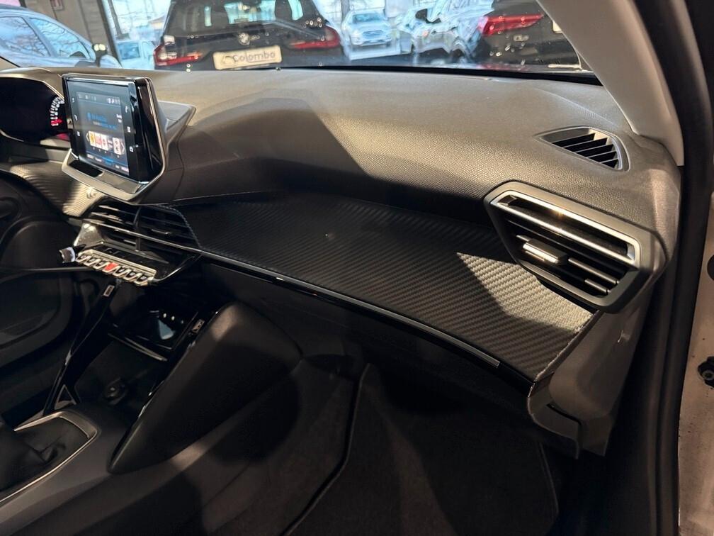 Peugeot 2008 1.5 bluehdi Allure Navi Led Cam App conn 17" Neopat