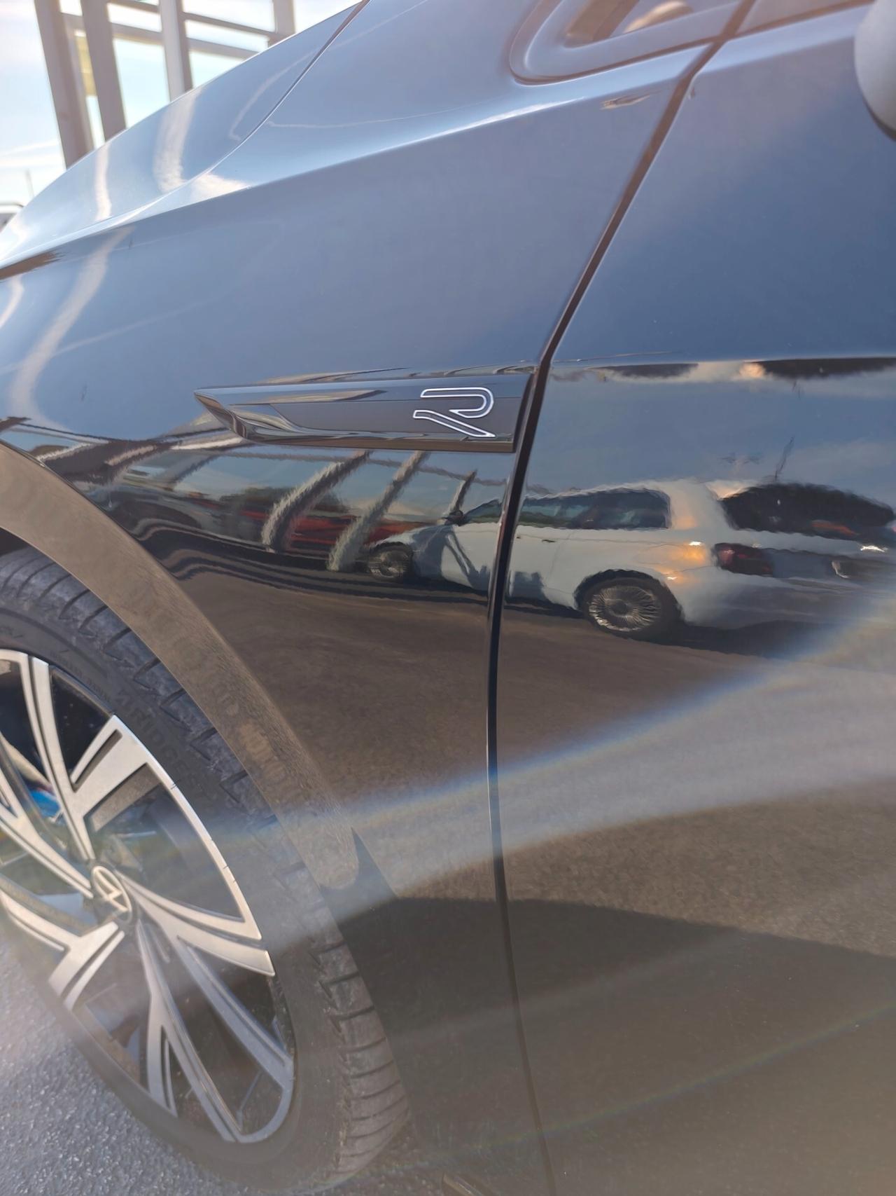 Volkswagen Golf 2.0 TDI 150 CV DSG SCR R-Line 11/2024