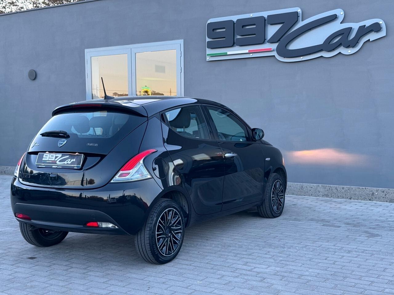 Lancia Ypsilon 1.0 FireFly 5 porte S&S Hybrid Gold -CAMERA-APPLE CARPLAY