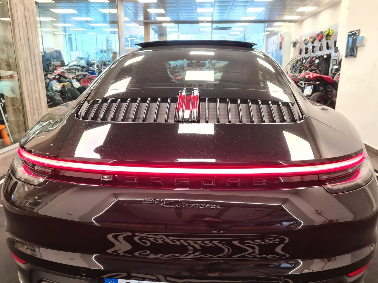 Porsche 911 Carrera