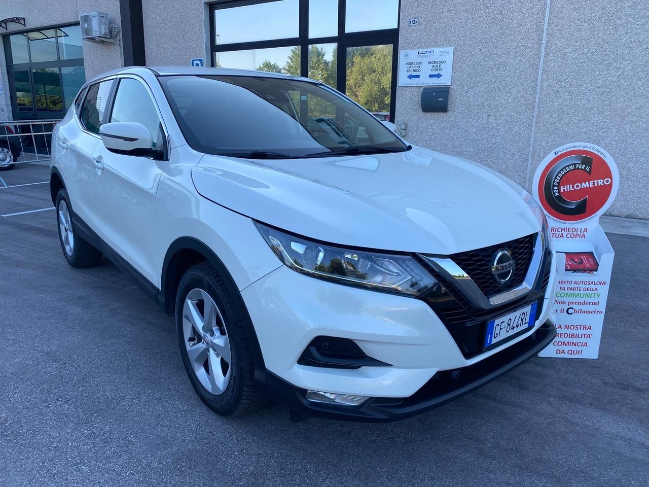 Nissan Qashqai 1.7 150 CV 4WD N1 Autocarro 5 Posti
