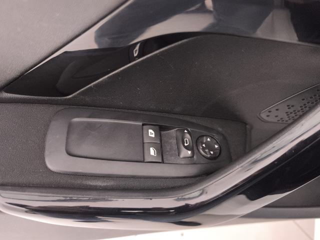 PEUGEOT 208 1.2 puretech Active s&s 82cv 5p neopatentati