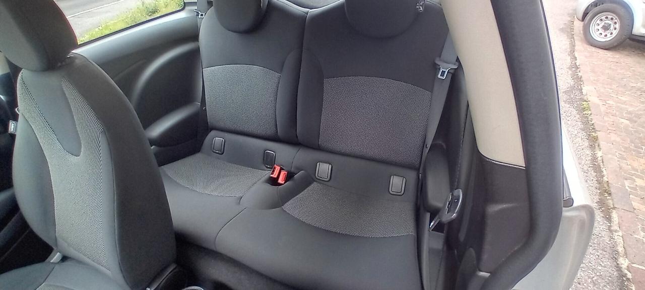 Mini Mini 1.6 16V Cooper