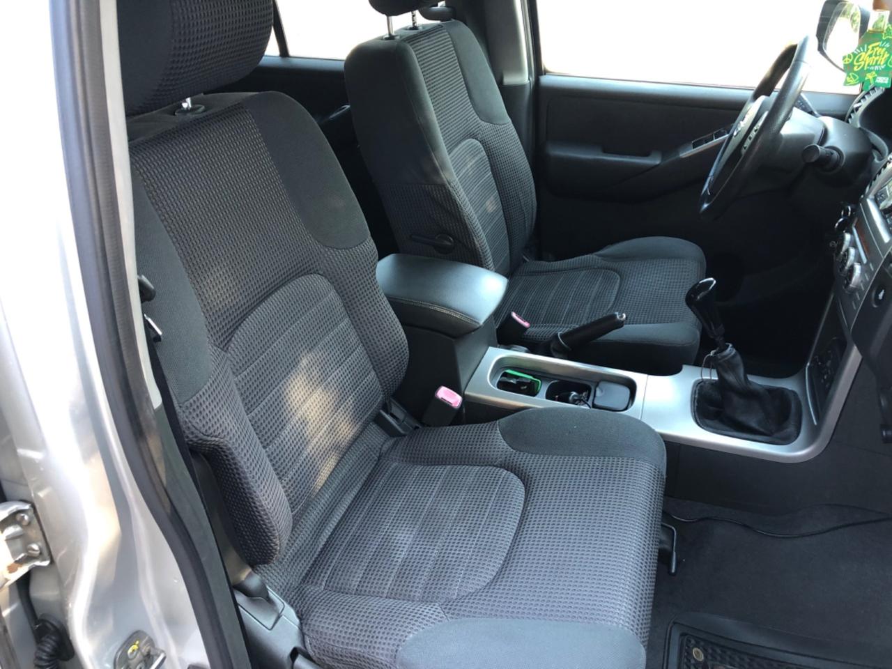 Nissan Pathfinder 2.5 dCi SE