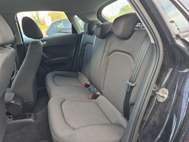 Audi A1 A1 1.6 TDI S tronic S line edition