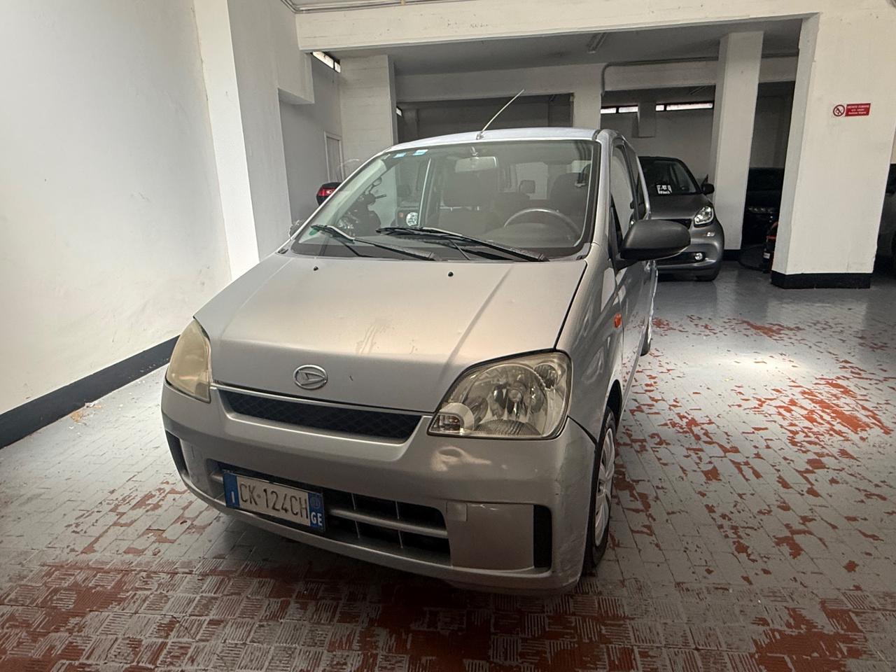 Daihatsu Cuore 1.0 12v 3 porte SX aut
