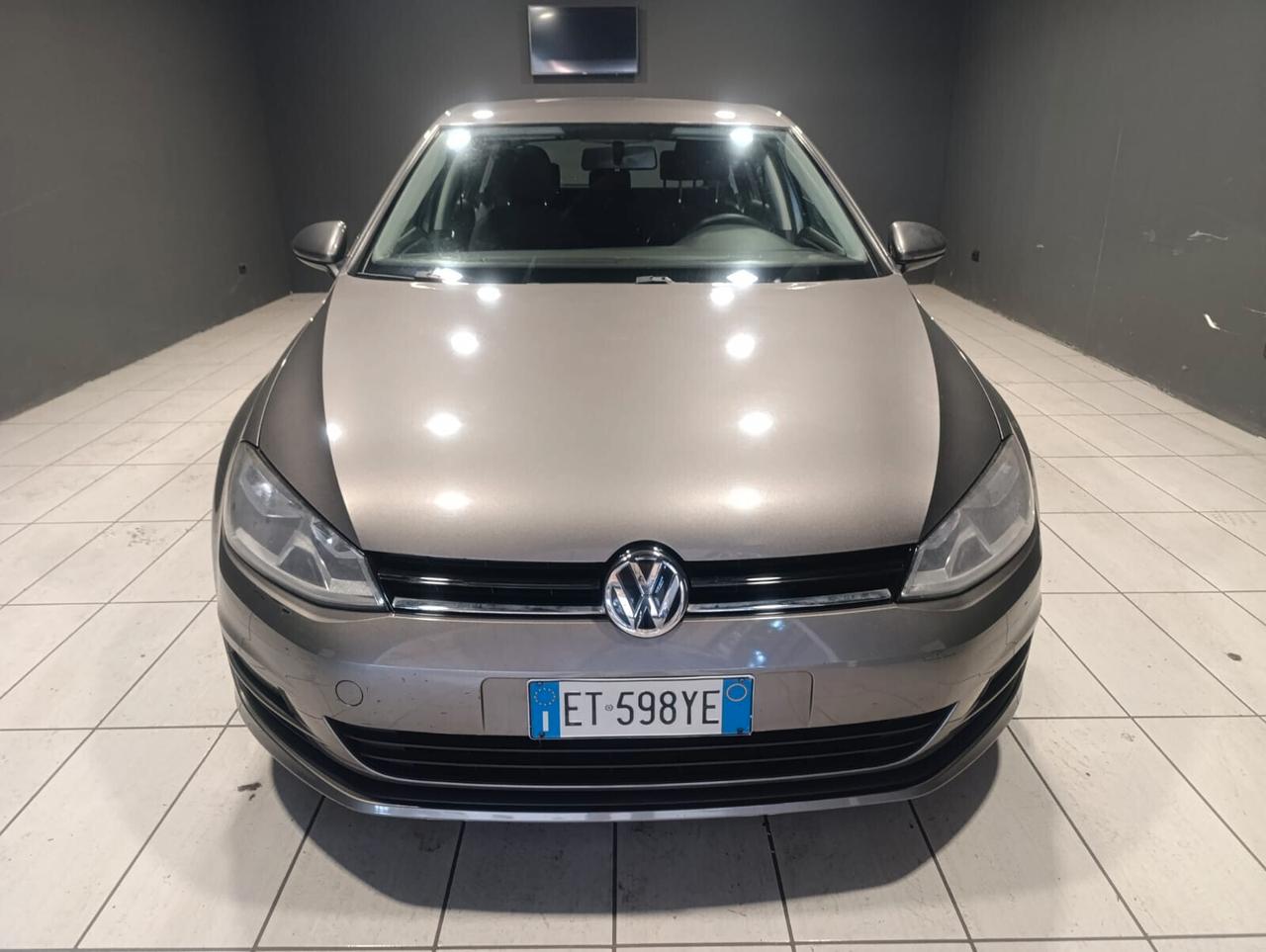 Volkswagen Golf 7 del 2013 - 1200 benzina anche neopatentati -
