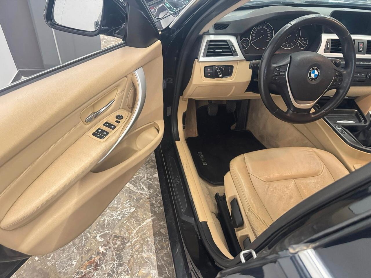 Bmw 316d 2.0d 116cv - Luxury - 2012