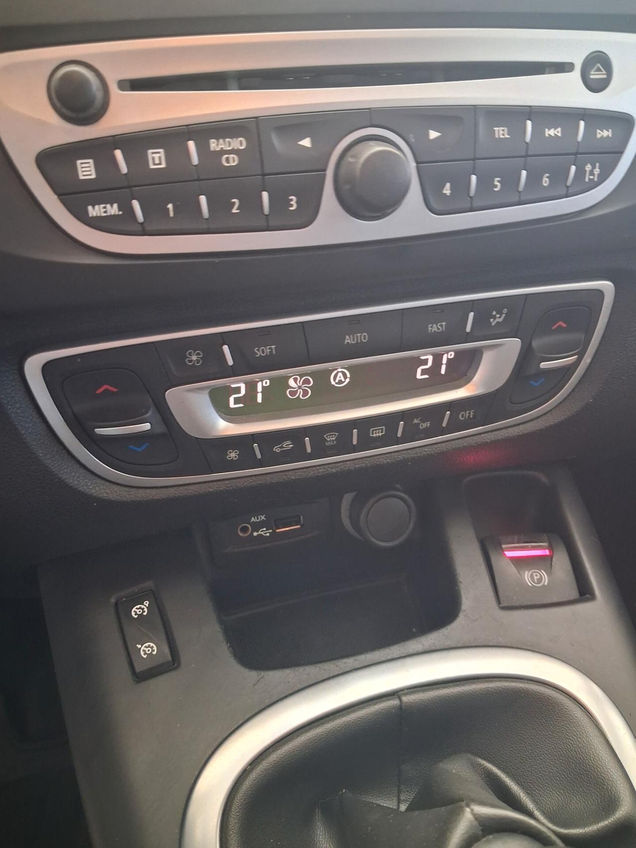 Renault Scenic Scénic X-Mod 1.5 dCi 110CV Dynamique